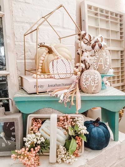 A Fall Mantel in Pastels