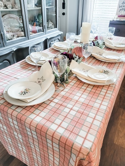 Thrifty ideas for a thanksgiving table