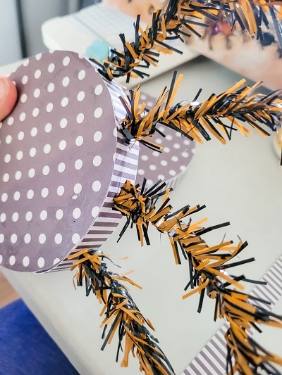 Easy Spider Craft for Halloween displays at your home