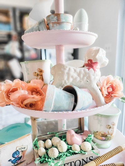 perfect tiered tray for Spring