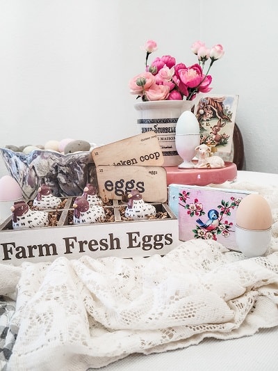 farmhouse tablescape for Easter