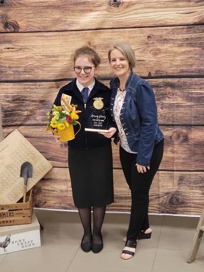 FFA Photo Booth using rustic farmhouse shovel from a dollar store plastic shovel