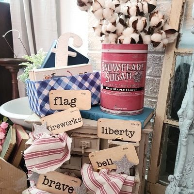Vintage Farmhouse Patriotic Vignette Ideas with Freedom Rings Flashcards