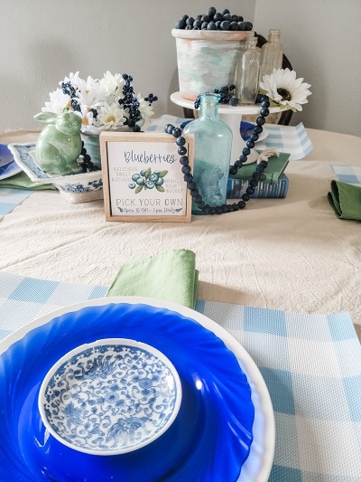 How To Create A Blueberry Themed Table For Summer