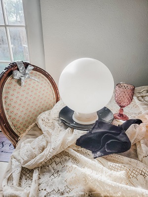 Repurposed Light Globe For Halloween Table