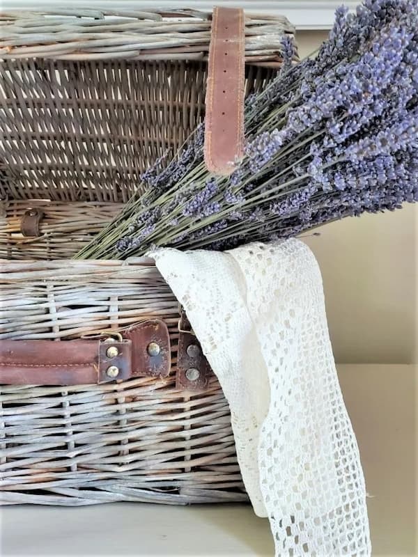 Grey picnic basket with lavender