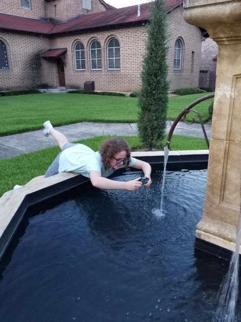 Getting cool picture of fountain water