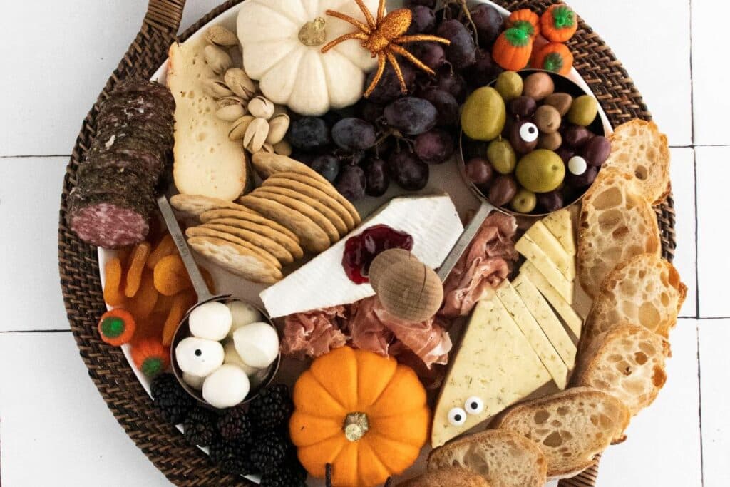 Snack tray for halloween