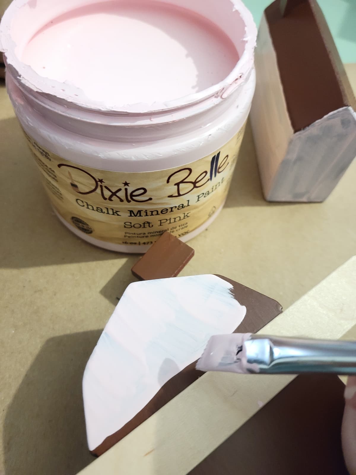 Dixie Belle Soft Pink For gingerbread houses