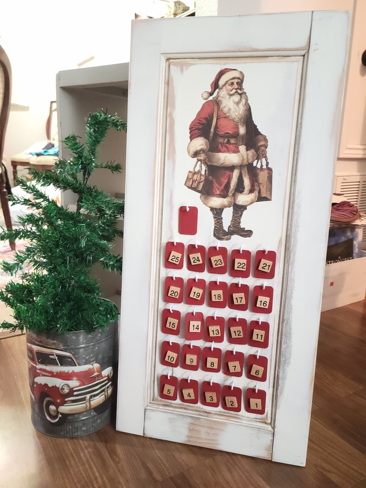 Santa Christmas countdown calendar