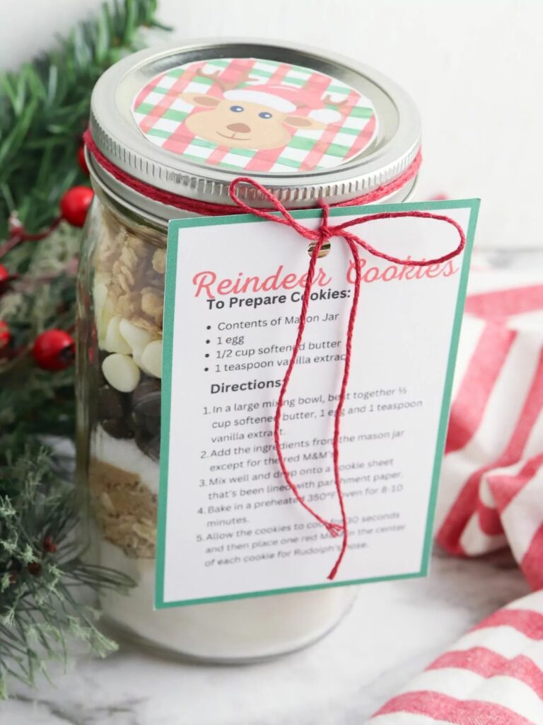 Jar with reindeer cookie tag