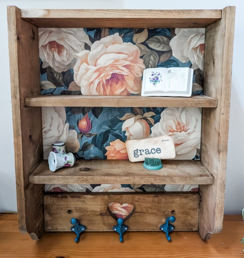 Heart Wood Shelf Floral backing and hooks