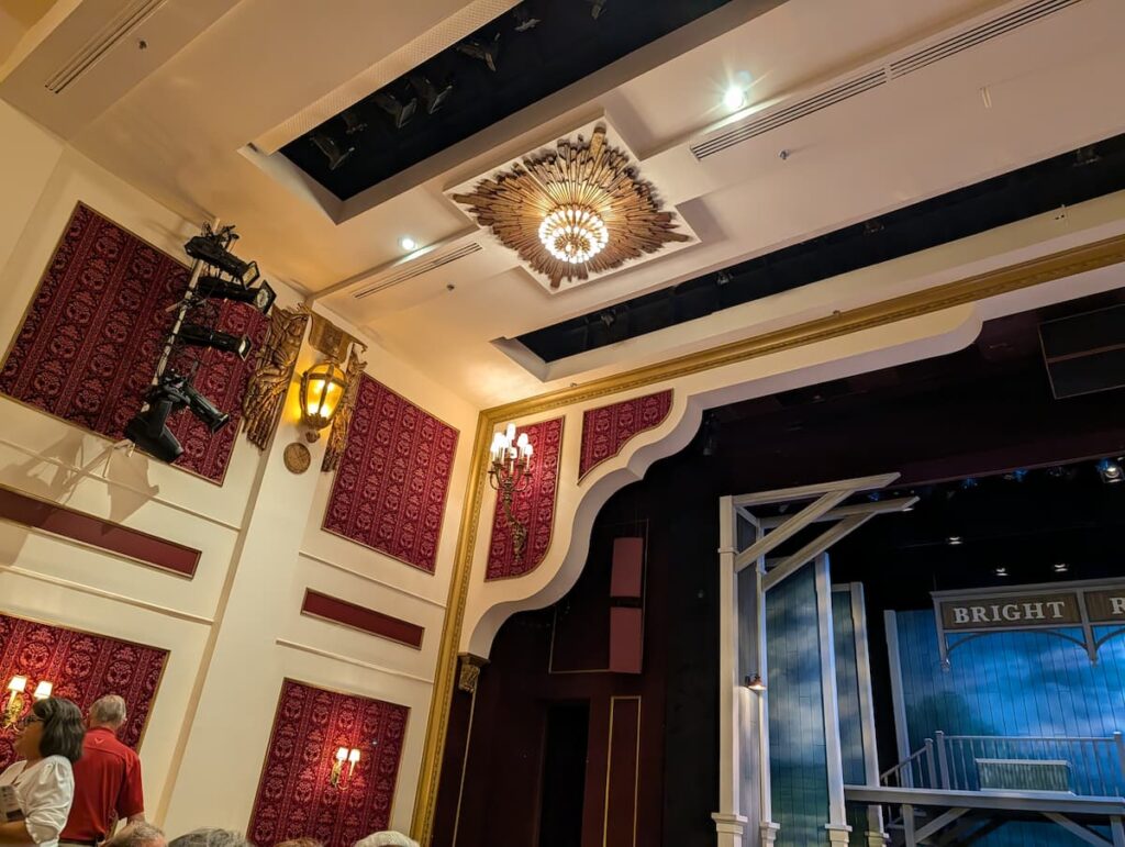 inside Barter Theatre
