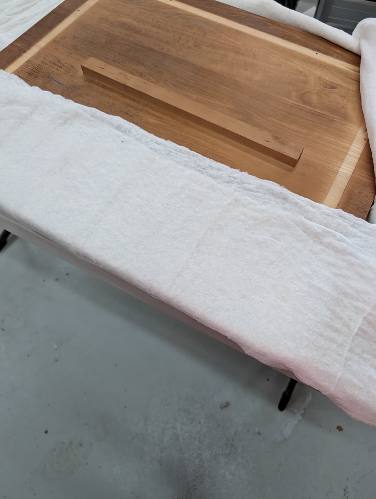 batting on table top