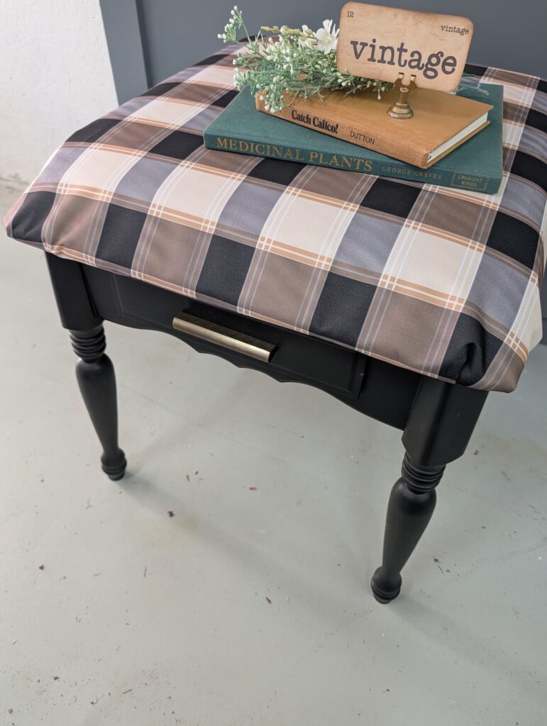 seating made from table