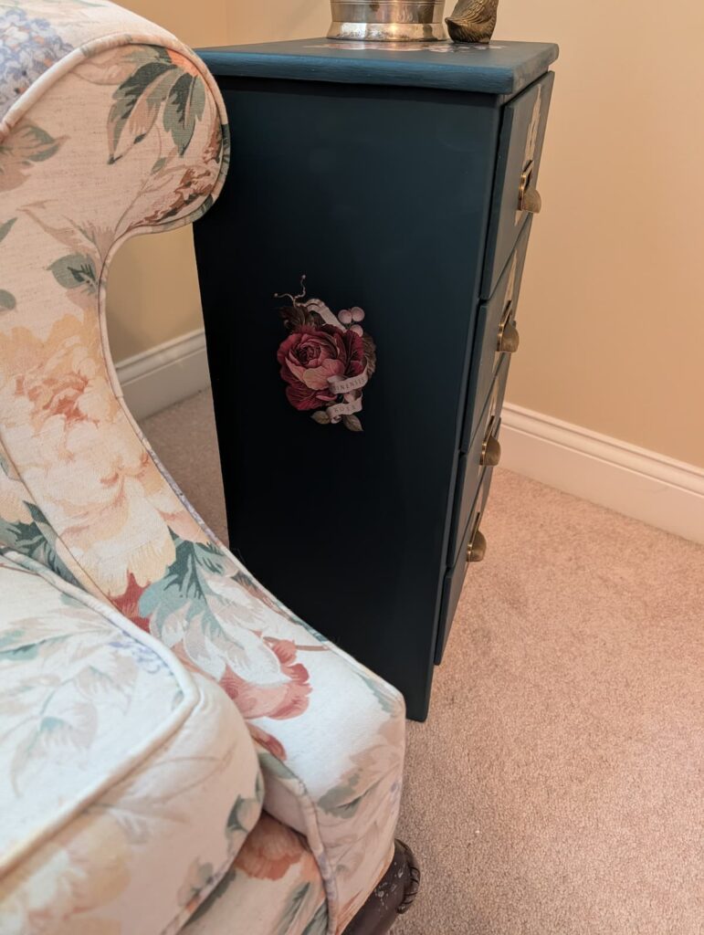 Finished side table with Dixie belle paint and IOD transfers